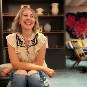 Meet your Posher, Lena